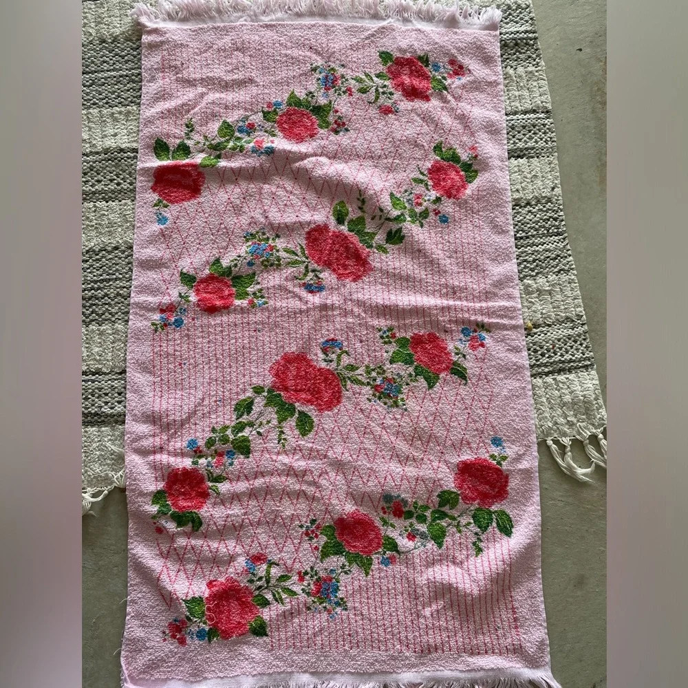 Vintage Cannon MCM Pink Floral Terry Hand Towel and Two Washcloths 🌺🌸
